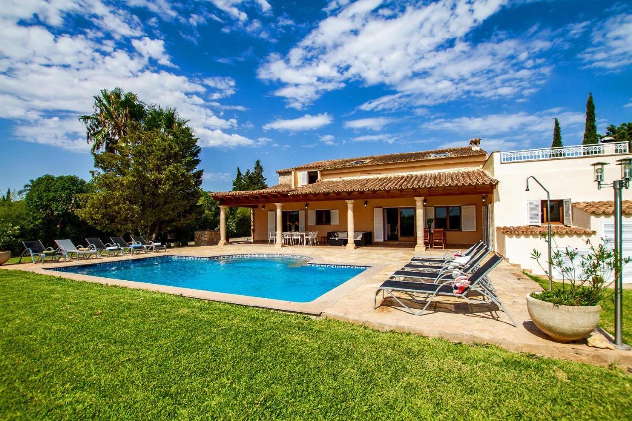 Rico Villa